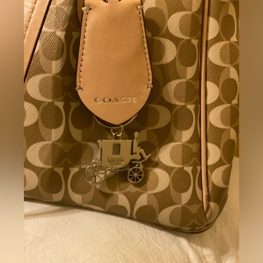 Coach Peyton Double Zip Shoulder bag